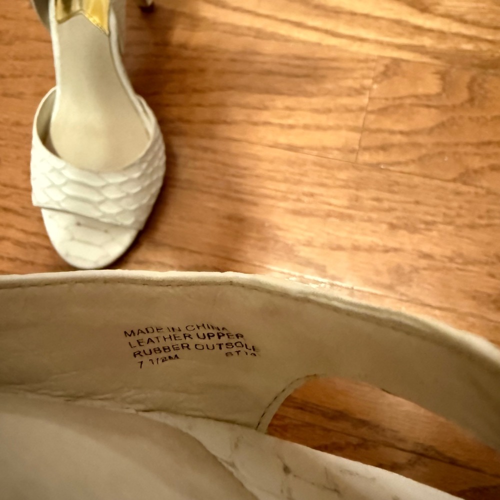Michael Kors Kristen strappy sandals heels white snake-embossed leather Size 7.5 - Picture 3 of 14